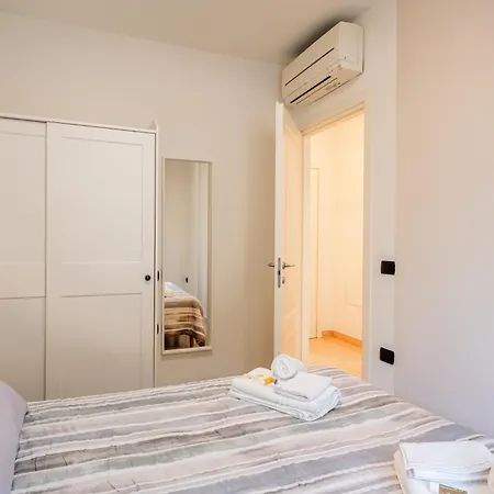 Roped San Martino Garden Apartment